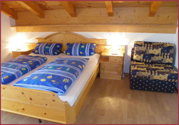 Schlafzimmer Brauneckblick mit extra Schlafcouch